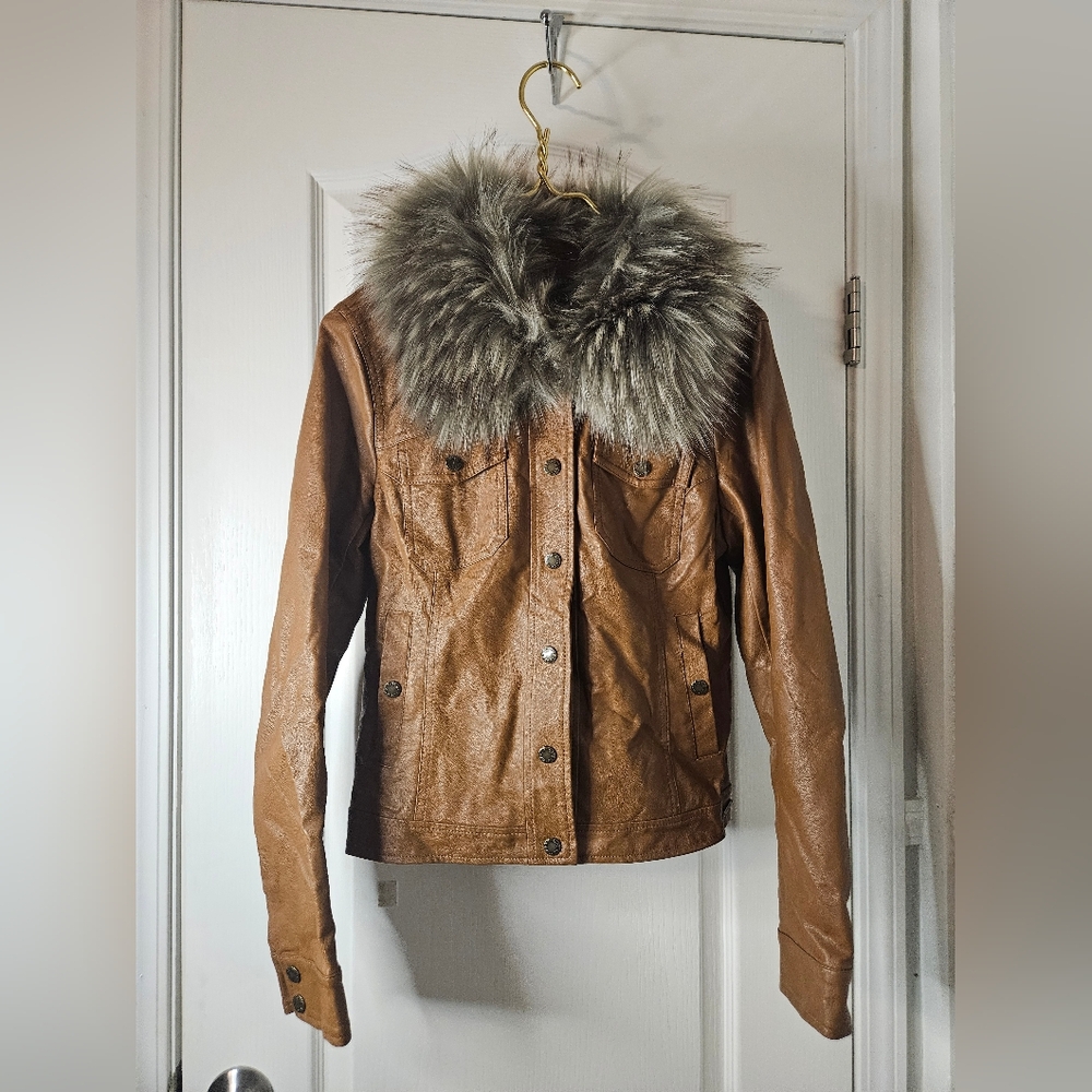 Guess Faux Leather Fur collar jacket